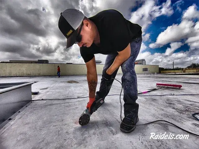 Cutting a roof