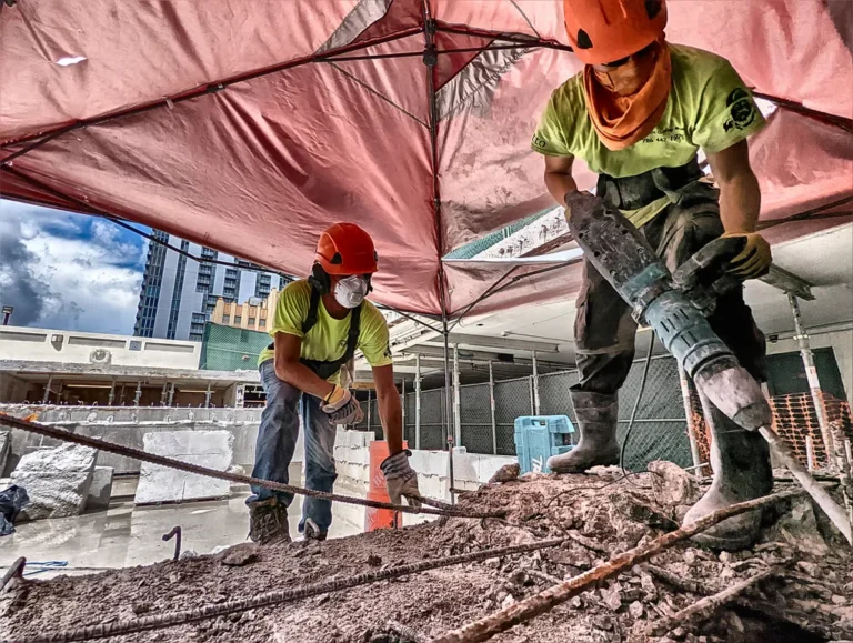 The ultimate guide to breaking up concrete: find the best tool for the job!