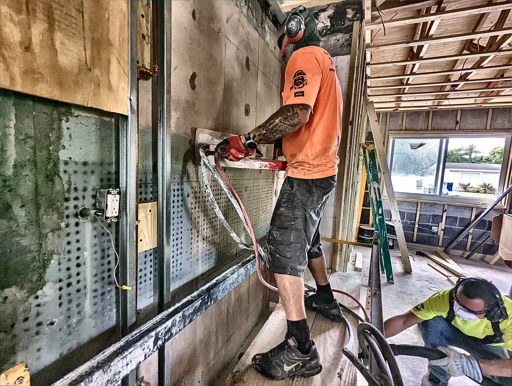 How to cut window openings in concrete walls