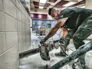 Hydraulic chainsaw revolutionizes concrete cutting with precision and speed becoming essential for construction demolition and maintenance