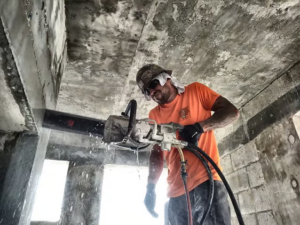Hydraulic chainsawing services in miami