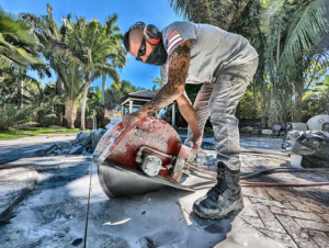 Hydraulic handsaw for concrete cutting in miami