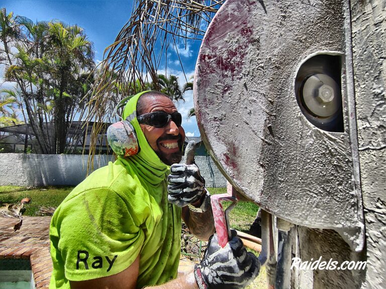 Concrete Wall Sawing vs. Traditional Demolition