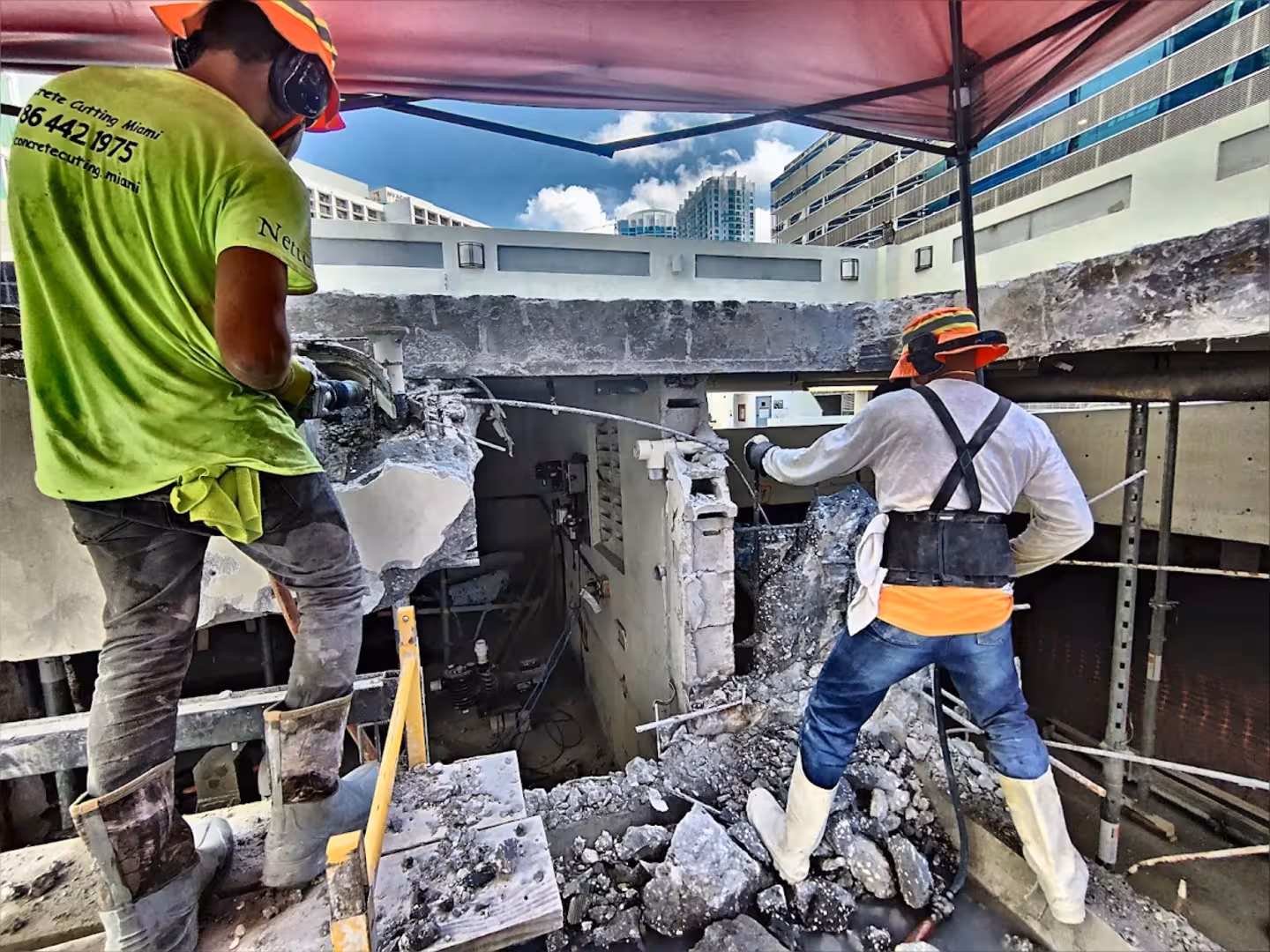 Precision in practice choosing the right concrete cutting method for miami projects