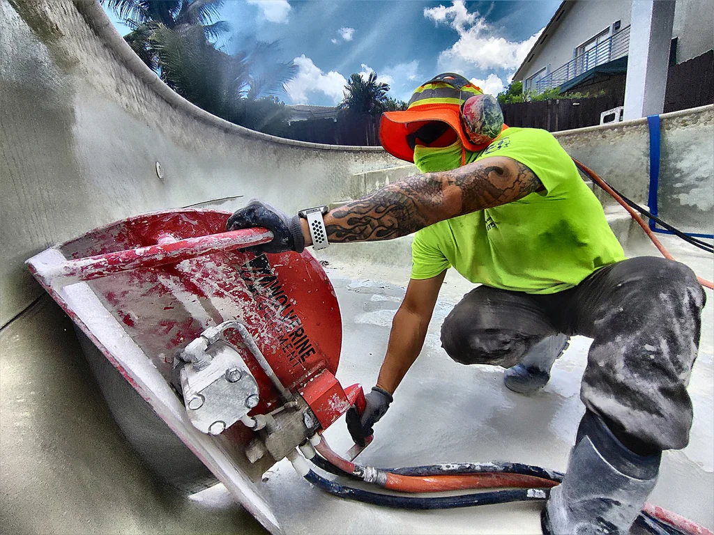 The cut or the crack up? choosing between concrete cutting and breaking in miami